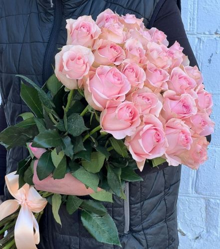 "Объятия"- букет из роз с доставкой на дом по Оренбургу